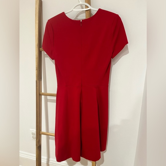 Banana Republic red dress. Size 4 - Picture 3 of 6
